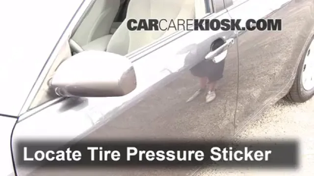 2009 Toyota Camry Hybrid 2.4L 4 Cyl. Tires & Wheels Check Tire Pressure